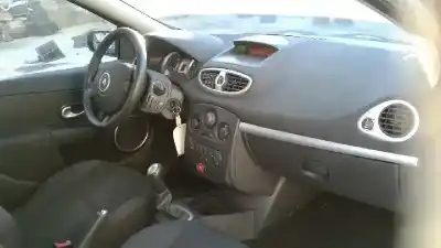 Veículo de Sucata renault clio iii luxe privilege do ano 2008 alimentado k9k766