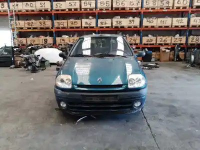 Scrapping Vehicle RENAULT CLIO II FASE I (B/CBO) 1.2 Alize of the year 2001 powered 