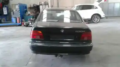 Scrapping Vehicle bmw serie 5 berlina (e39) 530d of the year 2000 powered d306d1