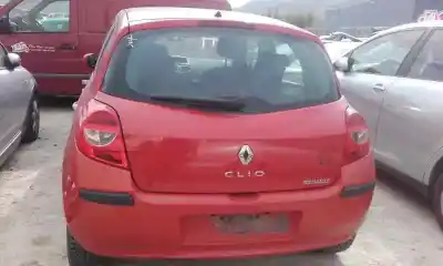 Scrapping Vehicle renault clio iii confort dynamique of the year 2005 powered k9k764