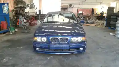 Veículo de Sucata BMW SERIE 5 BERLINA (E39) 520i do ano 2001 alimentado M54B22