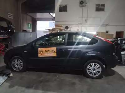 Veículo de Sucata ford focus berlina (cap) titanium do ano 2006 alimentado g8db