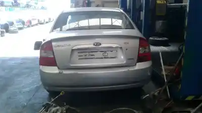 Veículo de Sucata kia cerato 2.0 ex crdi berlina do ano 2005 alimentado d4ea