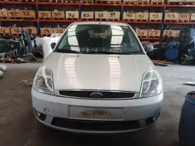 Veículo de Sucata FORD FIESTA (CBK) Ambiente do ano 2004 alimentado FXJB