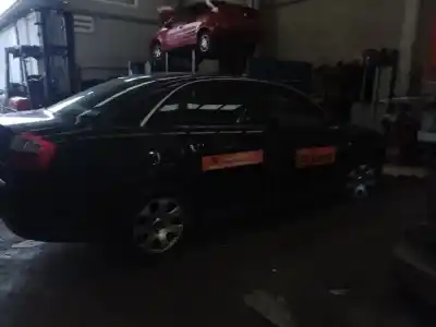 Veicolo di demolizione audi a4 berlina (8e) 1.9 tdi (96kw) dell'anno 2003 alimentato awx