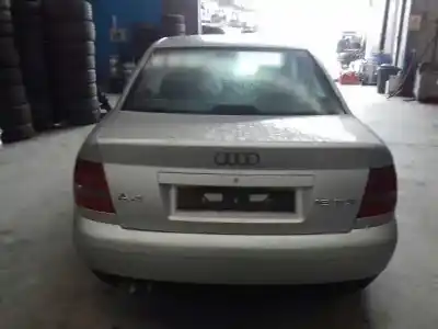 Veículo de Sucata audi a4 berlina (b5) 1.9 tdi do ano 2000 alimentado avg