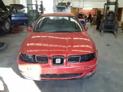 Scrapping Vehicle SEAT LEON (1M1) Stella of the year 2002 powered AZD