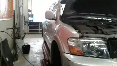 Здавання транспортного засобу mitsubishi montero (v60/v70) 3.2 di-d avance року 2006 потужний 4m41