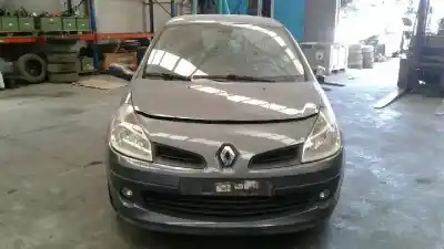 Veículo de Sucata RENAULT CLIO III Exception do ano 2006 alimentado K4M804