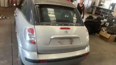 Veículo de Sucata citroen c3 pluriel 1.4 do ano 2003 alimentado kfv