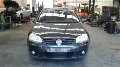 Vehículo de desguace VOLKSWAGEN GOLF V BERLINA (1K1) Trendline del año 2004 con motor BKC