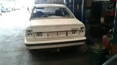 Veículo de Sucata bmw serie 5 berlina (e34) 525i (141kw) do ano 1990 alimentado 