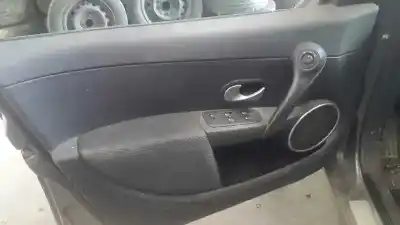 Veículo de Sucata renault clio iii exception do ano 2009 alimentado k9k766