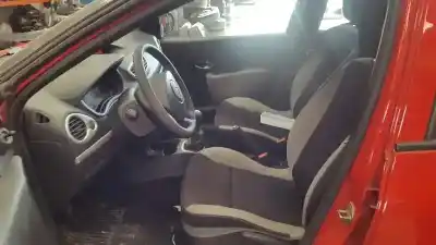 Veículo de Sucata renault clio iii exception do ano 2012 alimentado d4f740