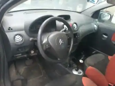 Hurda Aracı citroen c2 vtr yılın 2004 güçlü 8hxdv4td