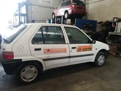 Veículo de Sucata peugeot 106 (s2) kid do ano 1998 alimentado hdz