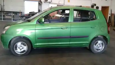 Véhicule à la ferraille kia picanto 1.1 active de l'année 2004 alimenté g4hc