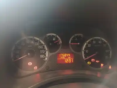 Veicolo di demolizione fiat panda (169) 1.2 8v dynamic dell'anno 2010 alimentato 188a4000