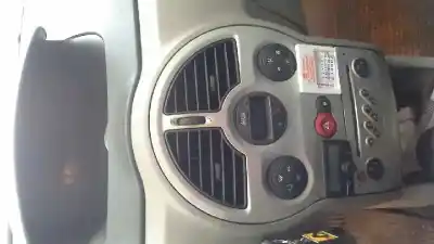 Scrapping Vehicle renault modus confort dynamique of the year 2005 powered k9k750