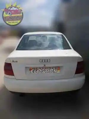 Veicolo di demolizione audi a4 berlina (b5) 1.8 dell'anno 1996 alimentato adr