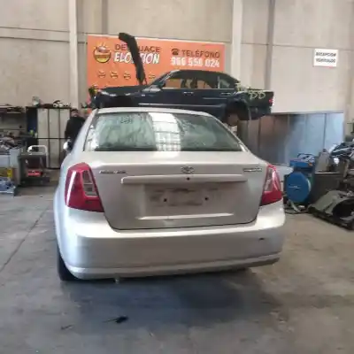 Veículo de Sucata daewoo nubira berlina se do ano 2004 alimentado f16d3