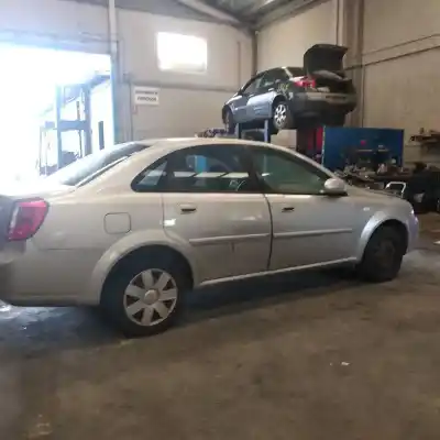 Veículo de Sucata daewoo nubira berlina se do ano 2004 alimentado f16d3