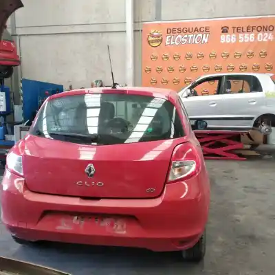 Veículo de Sucata renault clio iii authentique do ano 2011 alimentado 