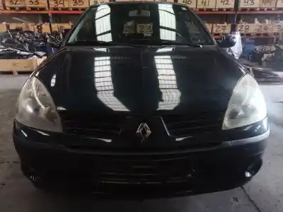 Здавання транспортного засобу renault clio ii fase ii (b/cb0) base authentique року 2001 потужний 