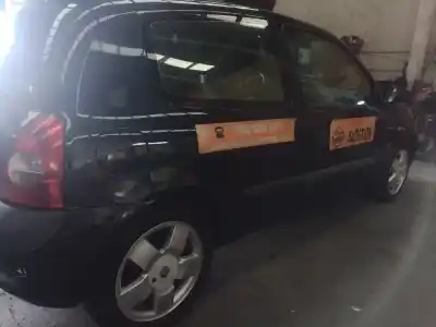 Здавання транспортного засобу renault clio ii fase ii (b/cb0) base authentique року 2001 потужний 