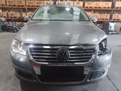 Vehicul casat VOLKSWAGEN PASSAT BERLINA (3C2) Advance al anului 2007 alimentat BKP
