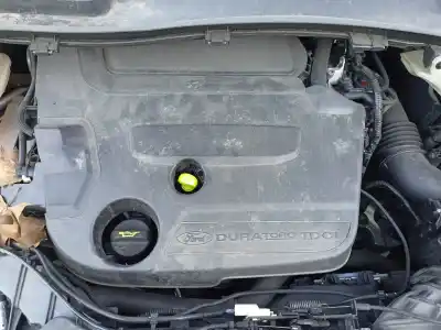Здавання транспортного засобу ford kuga (cbs) titanium року 2014 потужний ufma