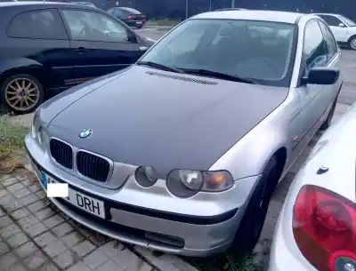 Veicolo di demolizione BMW SERIE 3 COMPACT (E46) 316ti dell'anno 2001 alimentato N46B18A