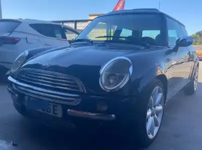 Здавання транспортного засобу mini mini (r50,r53) cooper року 2001 потужний w10b16d