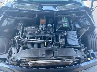 Здавання транспортного засобу mini mini (r50,r53) cooper року 2001 потужний w10b16d