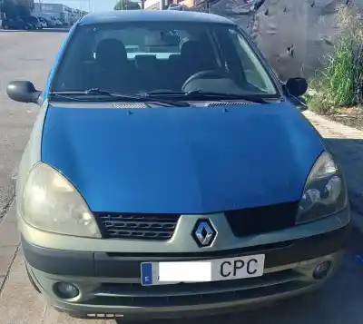 Утилизация автомобиля RENAULT CLIO II FASE II (B/CB0) 1.2 года 2003 питание D7F720
