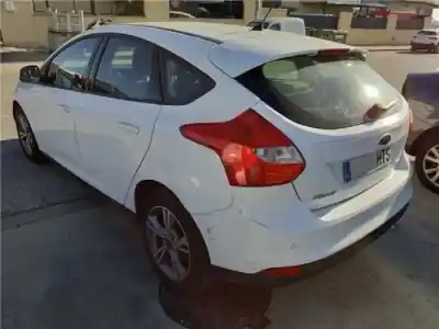 Sloopvoertuig ford focus lim. (cb8) trend van het jaar 2013 aangedreven m1da