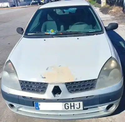 Утилизация автомобиля RENAULT CLIO II FASE II (B/CB0) 1.5 dCi Diesel 64 CV / 47 KW года 2008 питание K9K740