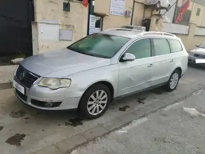 Veicolo di demolizione volkswagen passat b6 variant (3c5) 2.0 tdi dell'anno 2005 alimentato bkp
