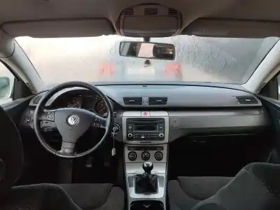 Veicolo di demolizione volkswagen passat b6 variant (3c5) 2.0 tdi dell'anno 2005 alimentato bkp
