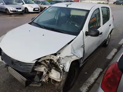 Veículo de Sucata dacia sandero ambiance do ano 2010 alimentado k9k792
