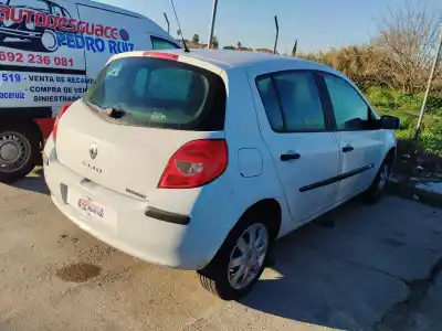 Veículo de Sucata renault clio iii 1.5 dci diesel do ano 2007 alimentado k9k768