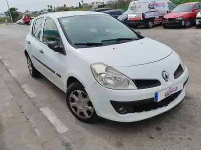 Veículo de Sucata renault clio iii authentique do ano 2008 alimentado k9k768
