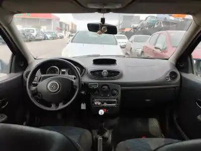 Veículo de Sucata renault clio iii authentique do ano 2008 alimentado k9k768