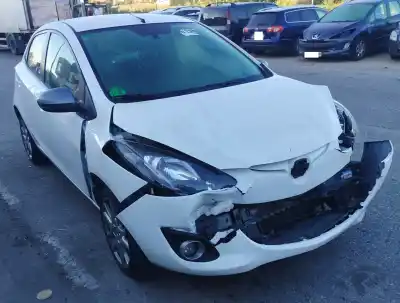 Scrapping Vehicle mazda 2 (de_, dh_) 1.3 (de3fs) of the year 2015 powered zjve