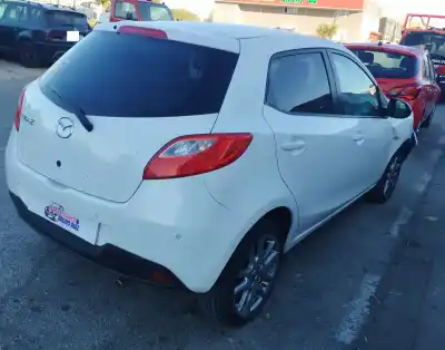 Scrapping Vehicle mazda 2 (de_, dh_) 1.3 (de3fs) of the year 2015 powered zjve