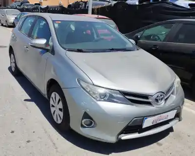 Veículo de Sucata toyota auris (_e15_) 1.4 d-4d (nde150_) do ano 2013 alimentado 1ndtv