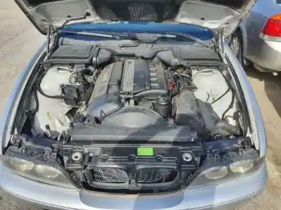 Veículo de Sucata bmw serie 5 berlina (e39) 520i do ano 2003 alimentado m54 b22 (22 6s 1)