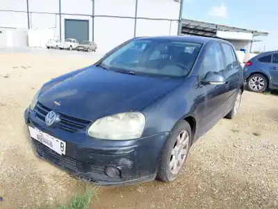 Veículo de Sucata volkswagen golf v (1k1) 1.9 tdi do ano 2004 alimentado bkc