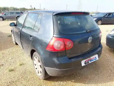 Veículo de Sucata volkswagen golf v (1k1) 1.9 tdi do ano 2004 alimentado bkc
