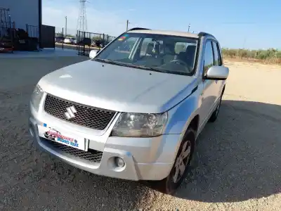 Verschrottungsfahrzeug SUZUKI GRAND VITARA II (JT, TE, TD)  des Jahres 2005 angetrieben F9Q